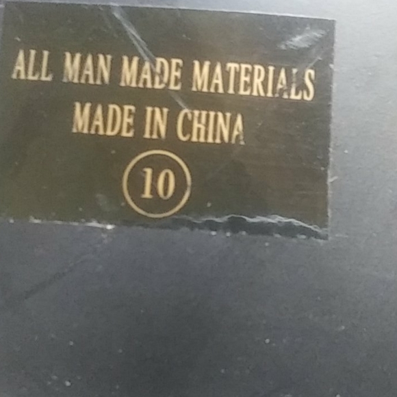 NWOT PURPLE BOOTS - Picture 4 of 8